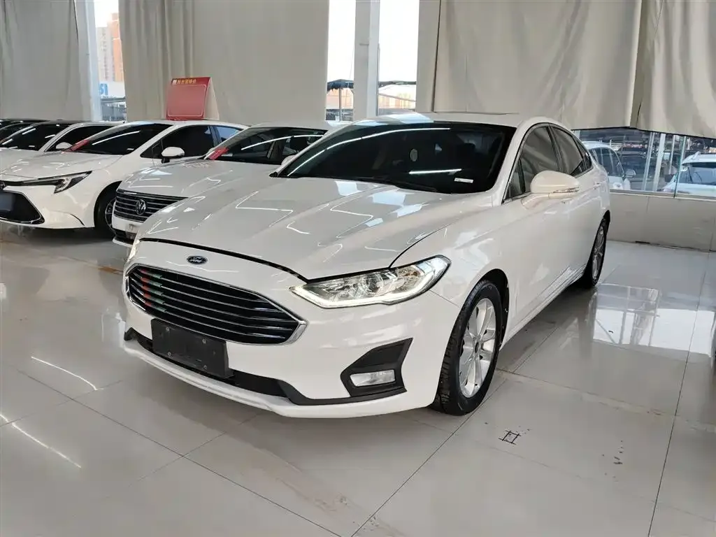 Ford Mondeo 2021 из CN, фото 2
