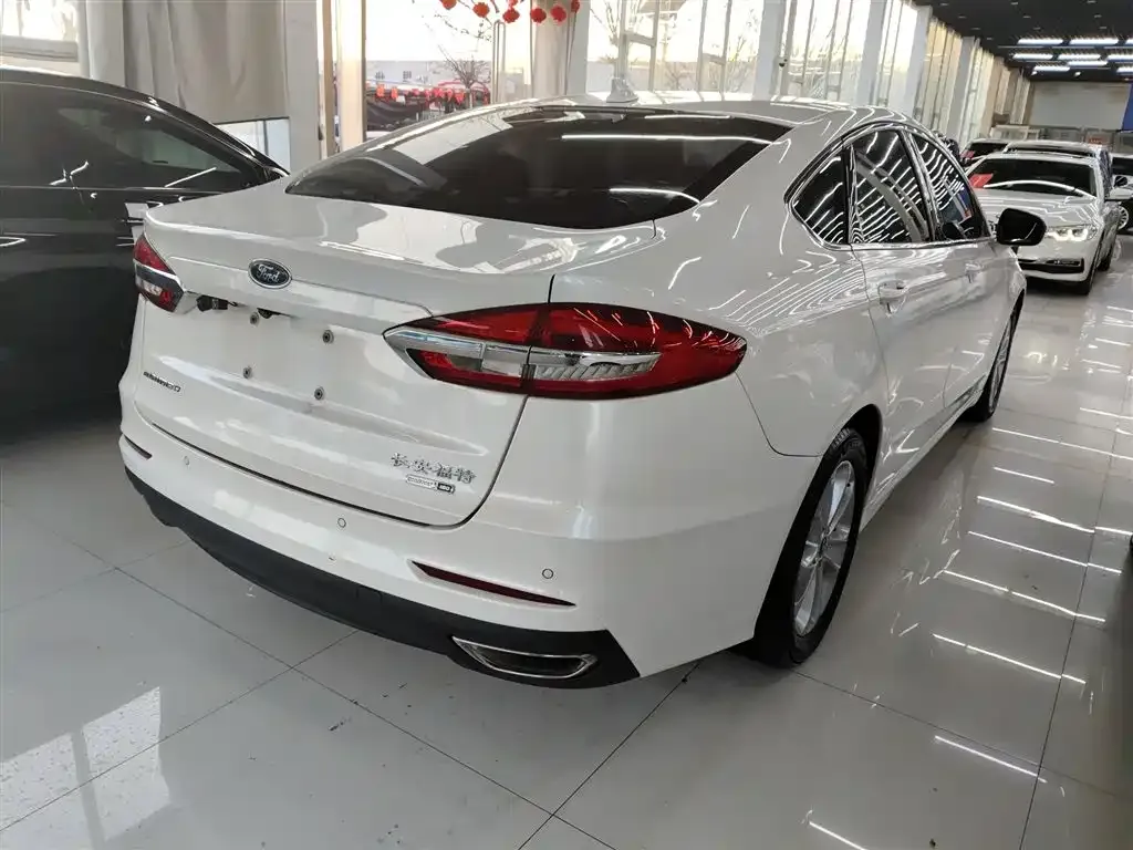 Ford Mondeo 2021 из CN, фото 7