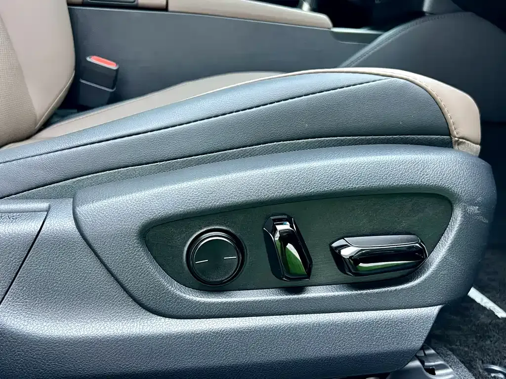 Lexus ES 2023 из CN, фото 4