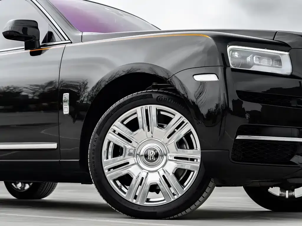 Rolls-Royce Cullinan 2025 из CN, фото 10