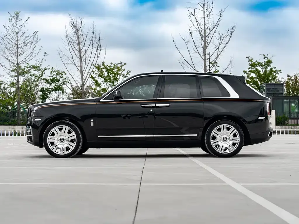 Rolls-Royce Cullinan 2025 из CN, фото 3