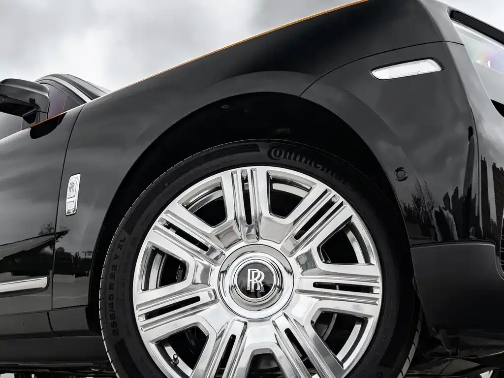 Rolls-Royce Cullinan 2025 из CN, фото 9