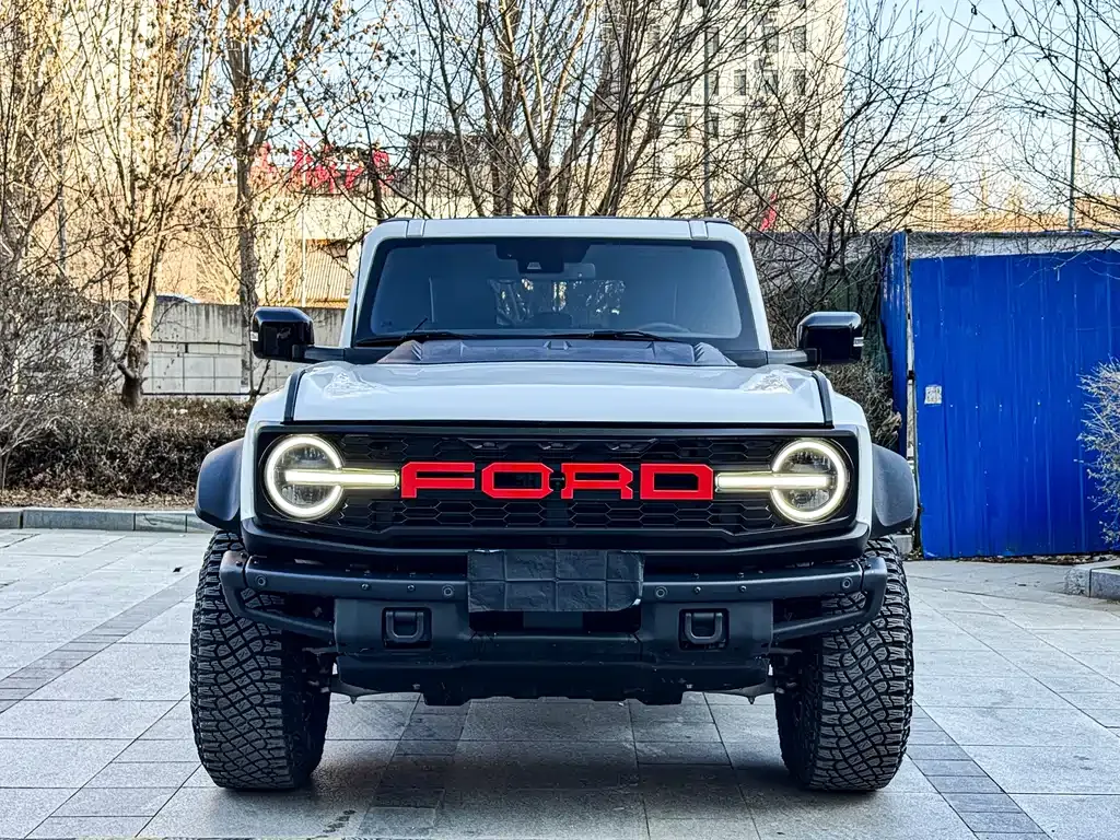 Ford Bronco 2025 из CN, фото 1