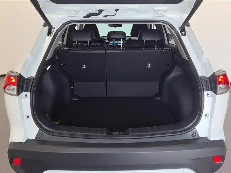 Toyota Corolla Cross — фото 4