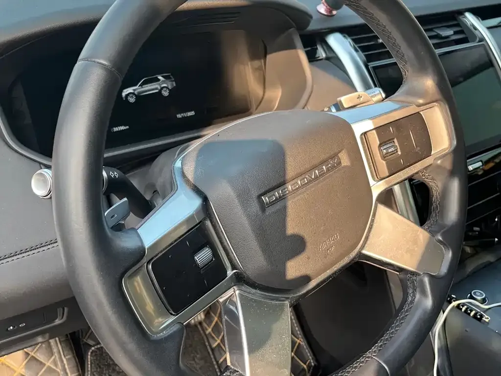 Land Rover Discovery — фото 10