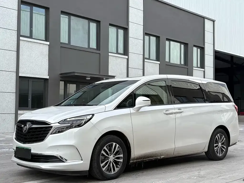 Buick GL8 2022 из CN, фото 1
