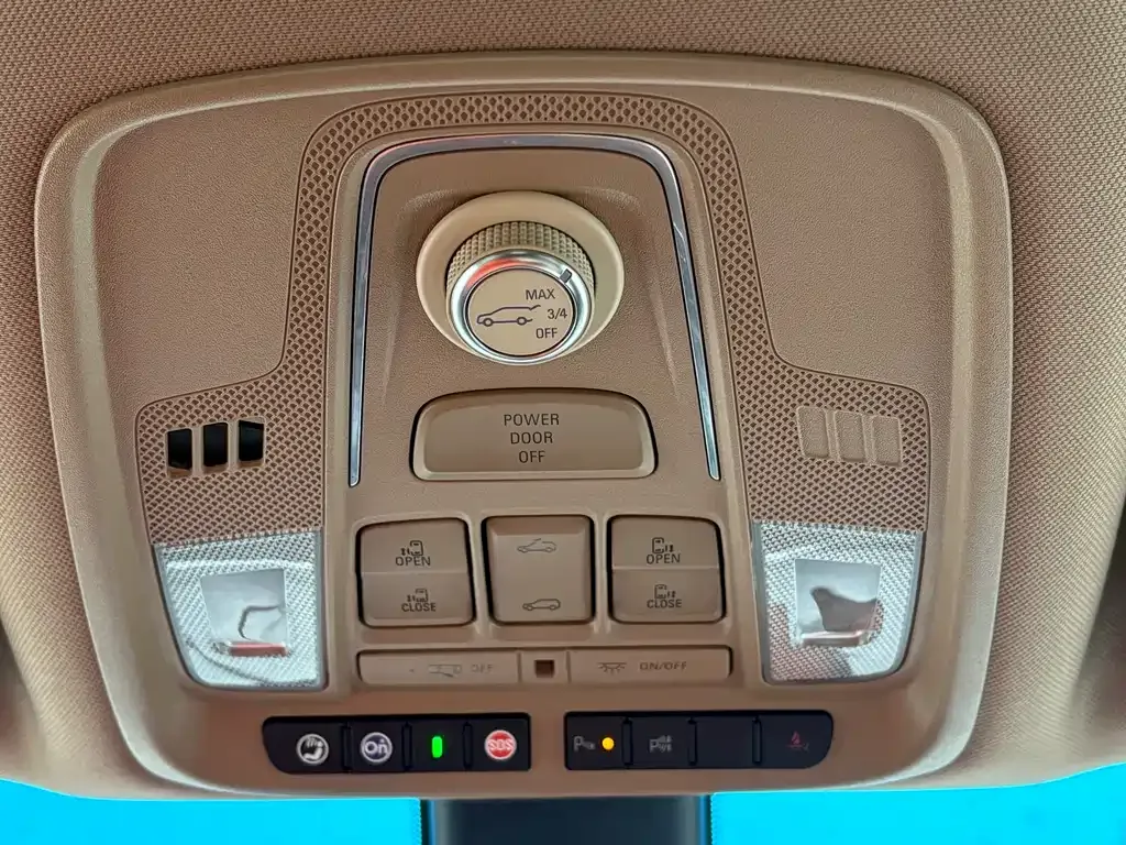 Buick GL8 2022 из CN, фото 5