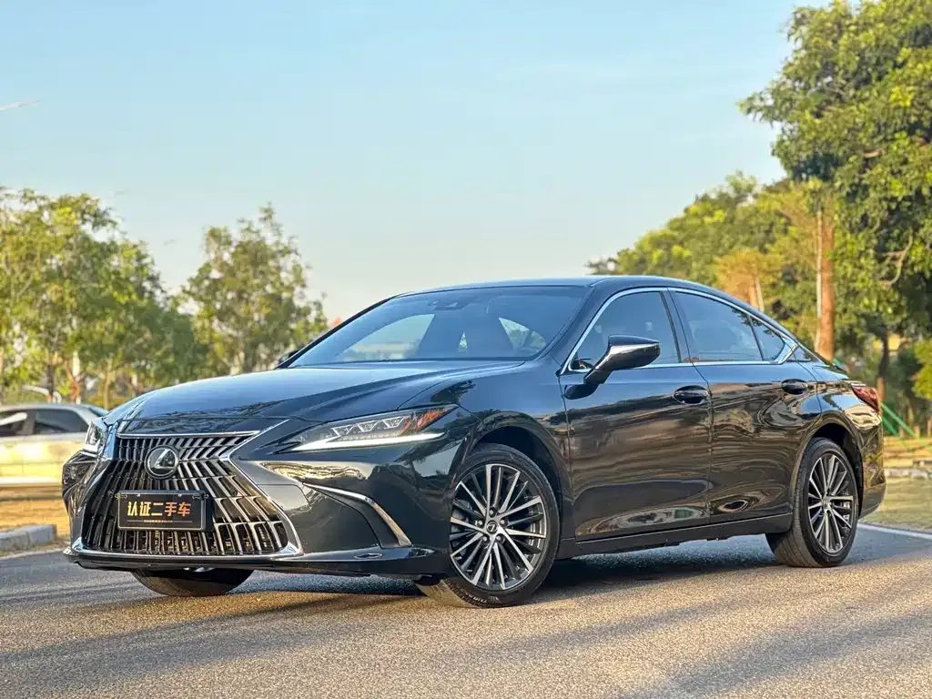 Lexus ES 2023 из CN, фото 1