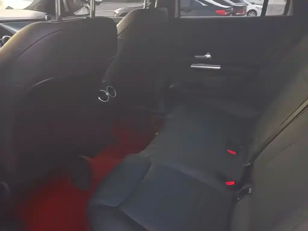 Mercedes-Benz GLA 2023 из CN, фото 8