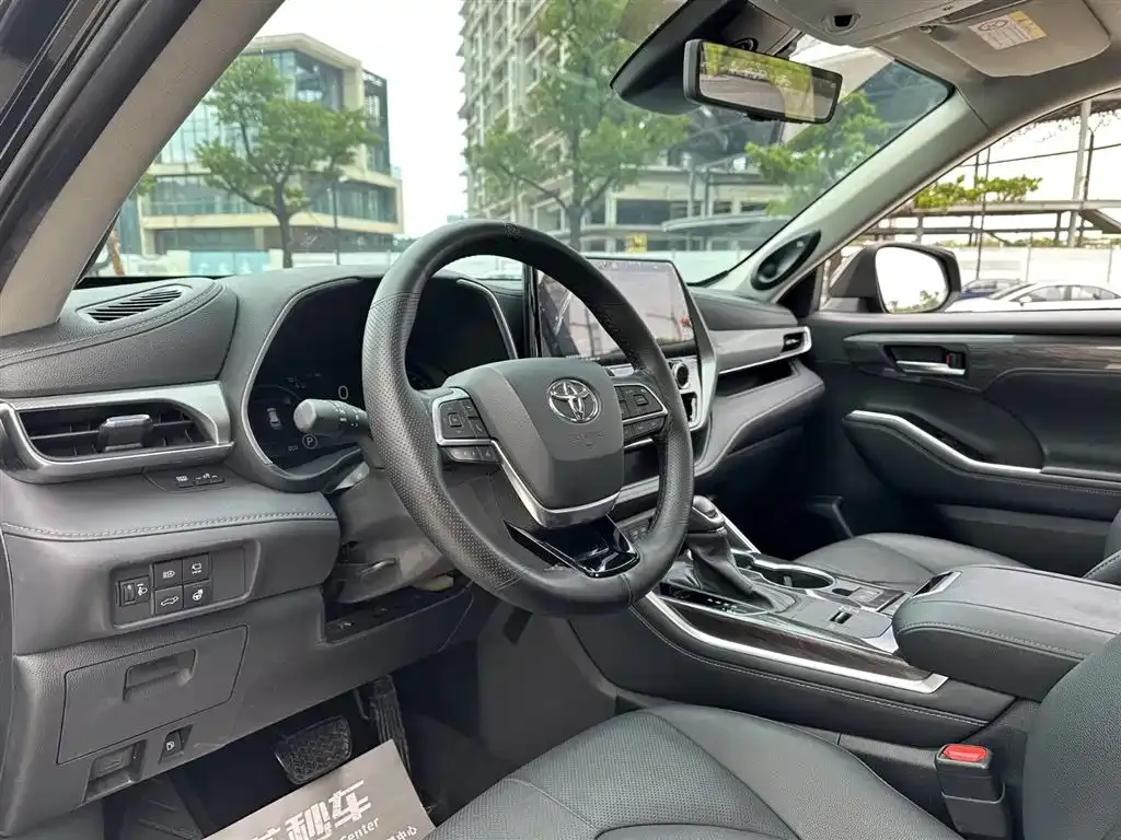 Toyota Highlander 2022 из CN, фото 8