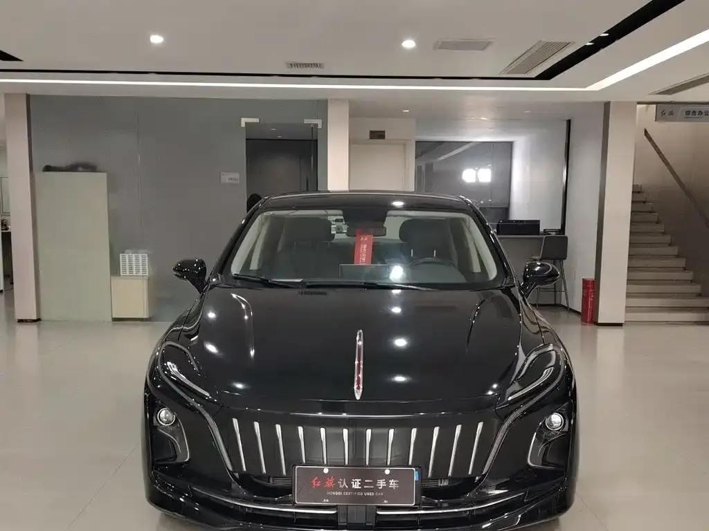 Hongqi E-QM5 2024 из CN, фото 2