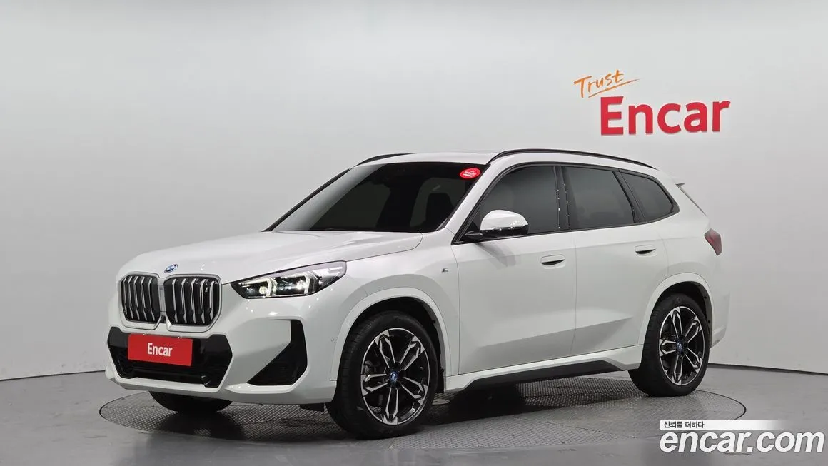 BMW iX1 2023 из KR, фото 1