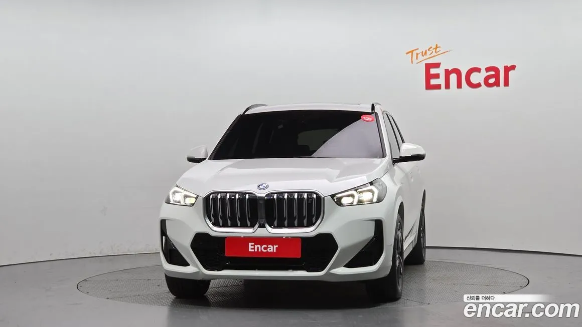 BMW iX1 2023 из KR, фото 3