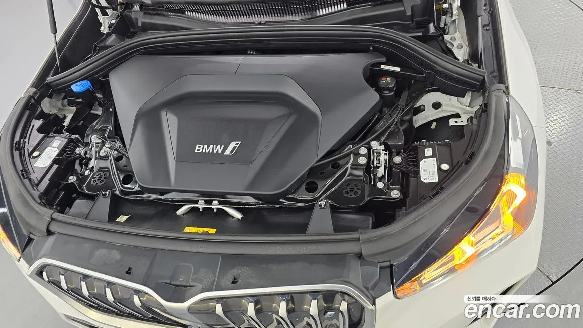 BMW iX1 2023 из KR, фото 6