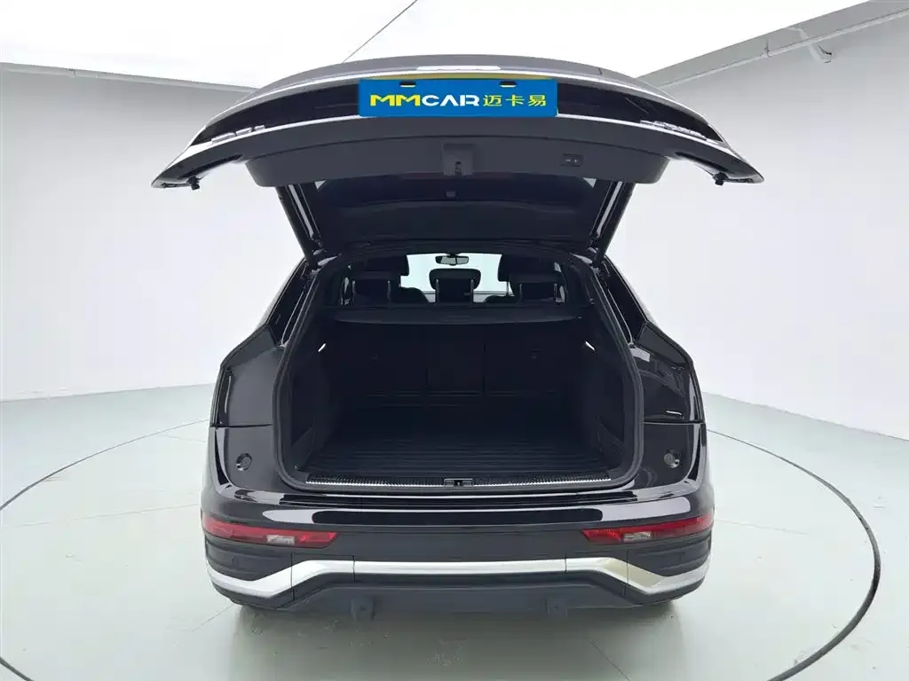 Audi Q5L Sportback 2023 из CN, фото 8
