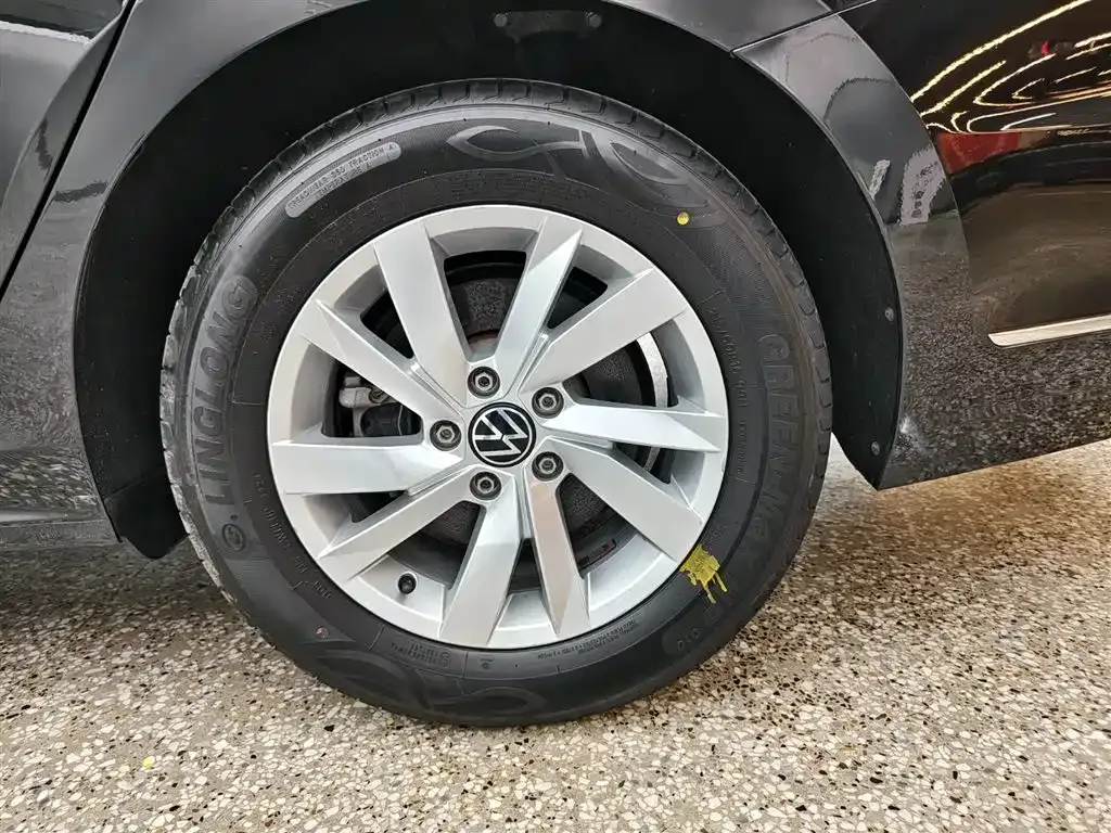 Volkswagen Passat 2022 из CN, фото 8