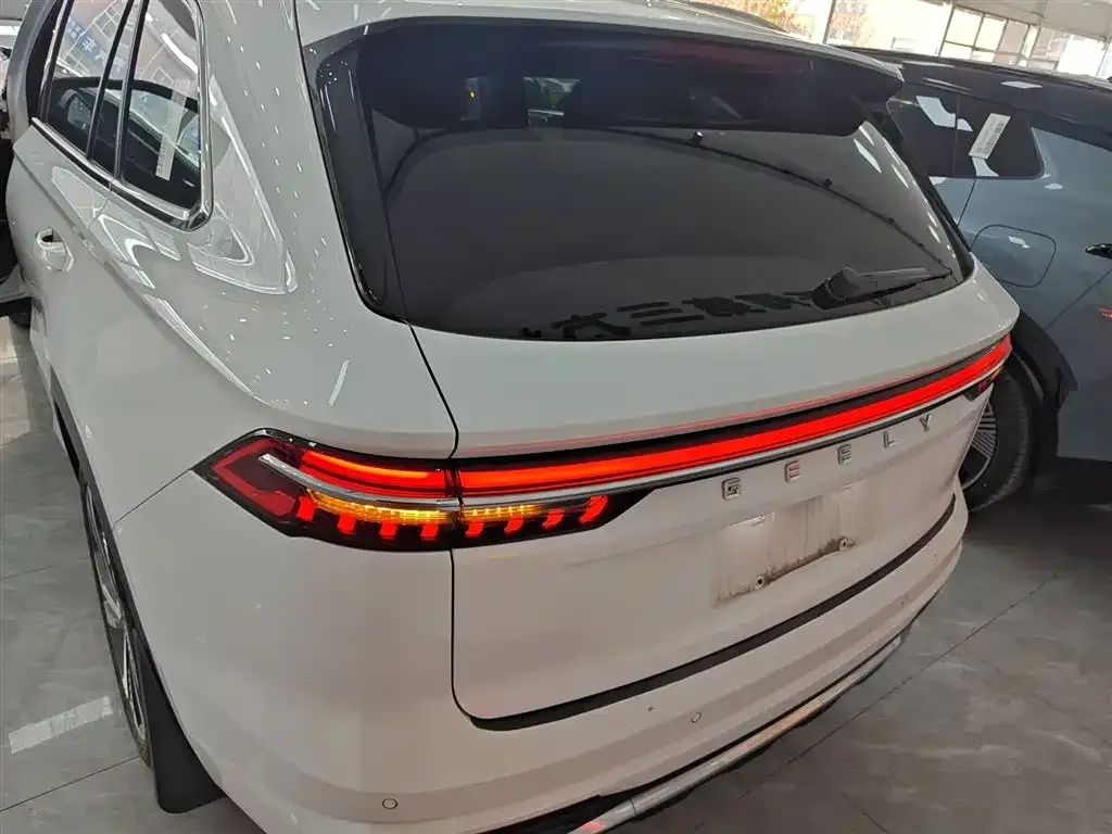 Geely Xingyue L 2024 из CN, фото 6
