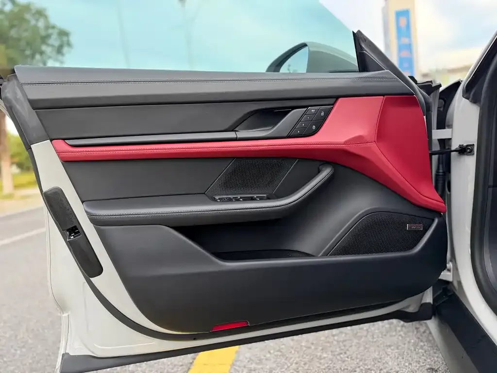 Porsche Taycan 2023 из CN, фото 10