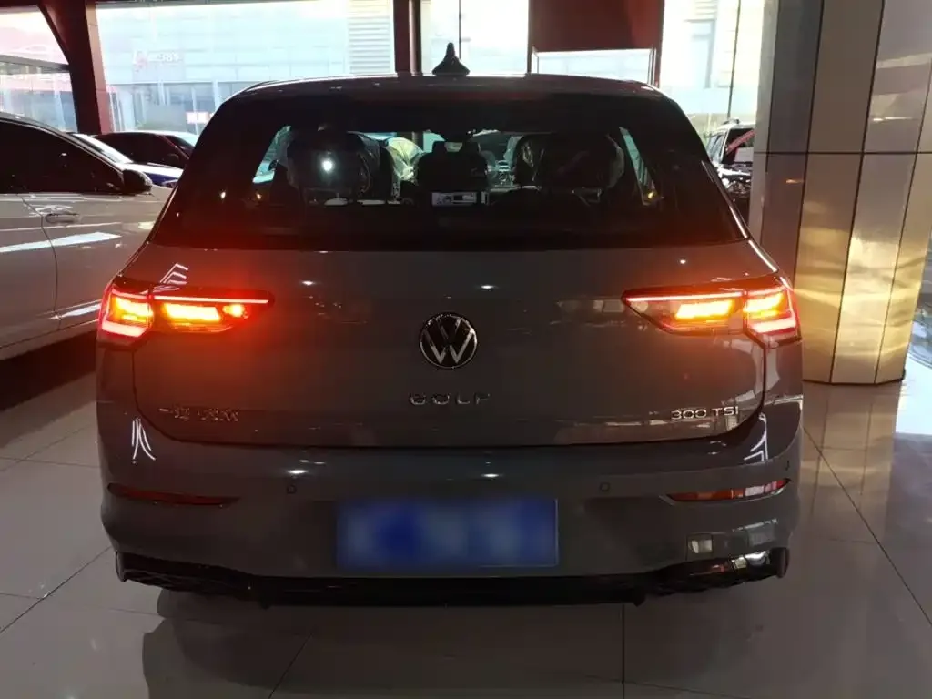 Volkswagen Golf 2025 из CN, фото 6