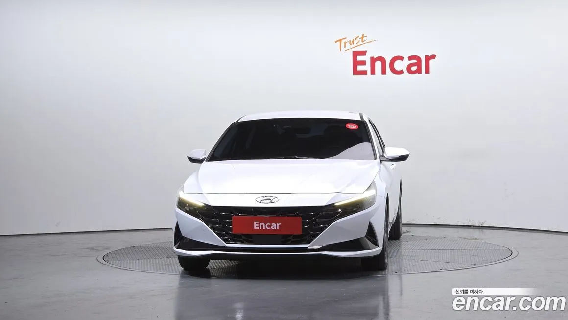 Hyundai AVANTE — фото 3