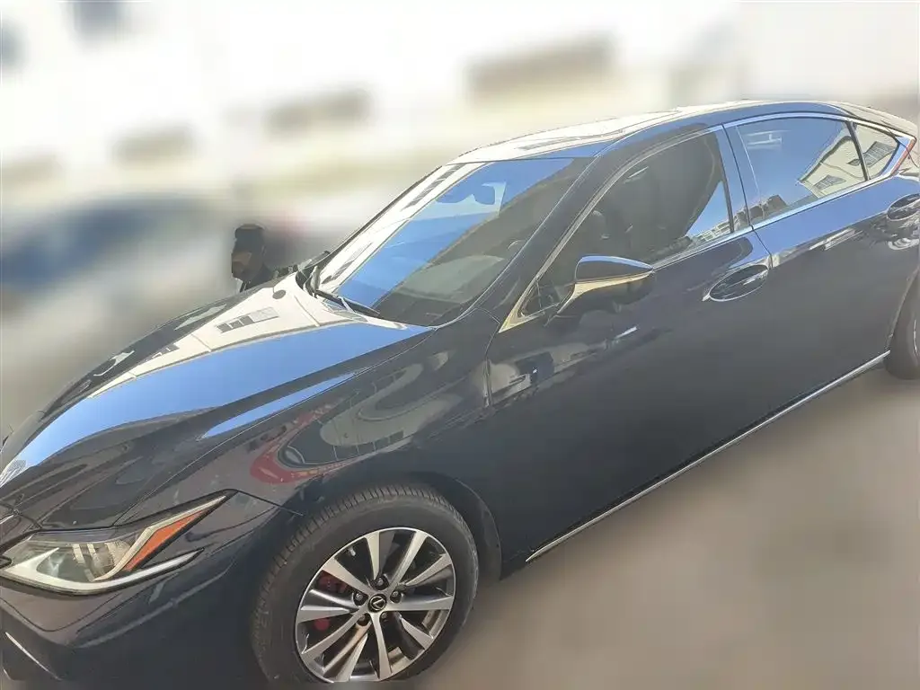 Lexus ES 2021 из CN, фото 2