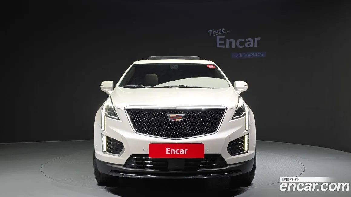 Cadillac XT5 2022 из KR, фото 3