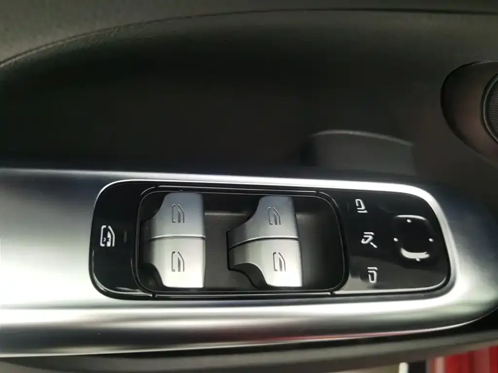 Mercedes-Benz C-Class 2023 из CN, фото 9