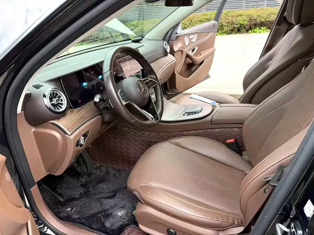 Mercedes-Benz E-Class 2022 из CN, фото 2