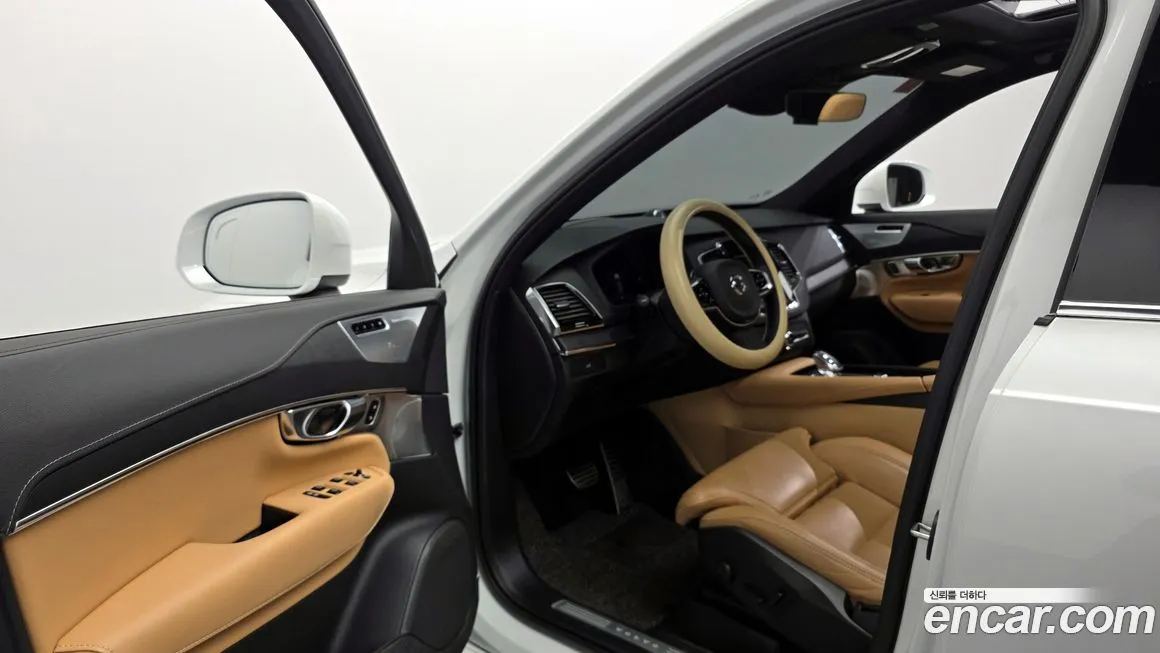 Volvo XC90 2023 из KR, фото 10