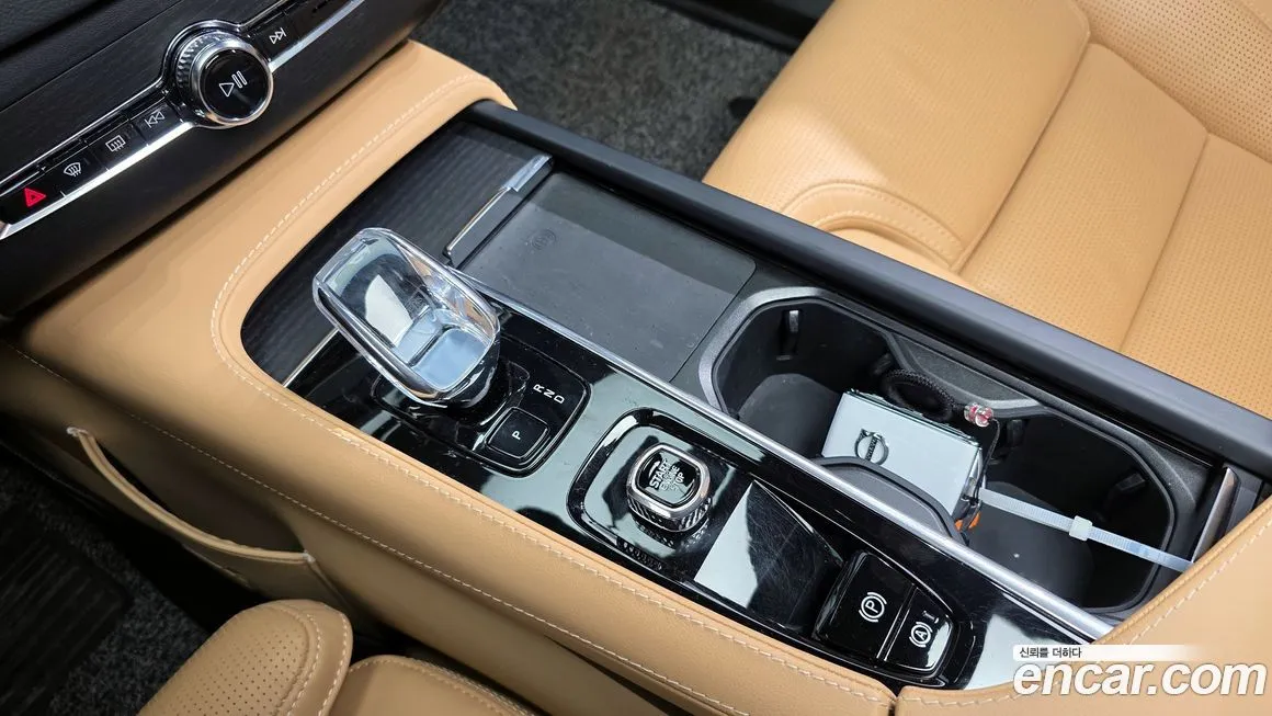 Volvo XC90 2023 из KR, фото 9
