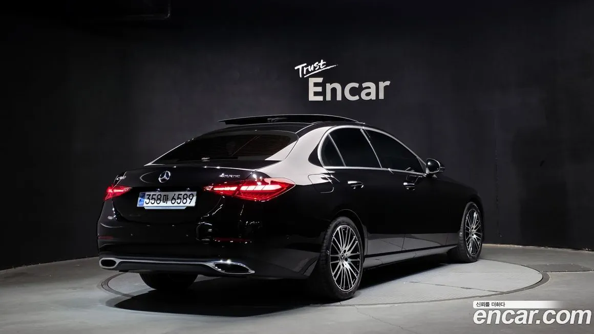 Mercedes-Benz C-Class 2024 из KR, фото 2