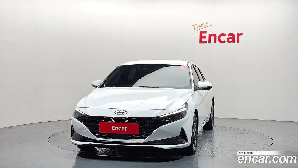 Hyundai AVANTE — фото 3