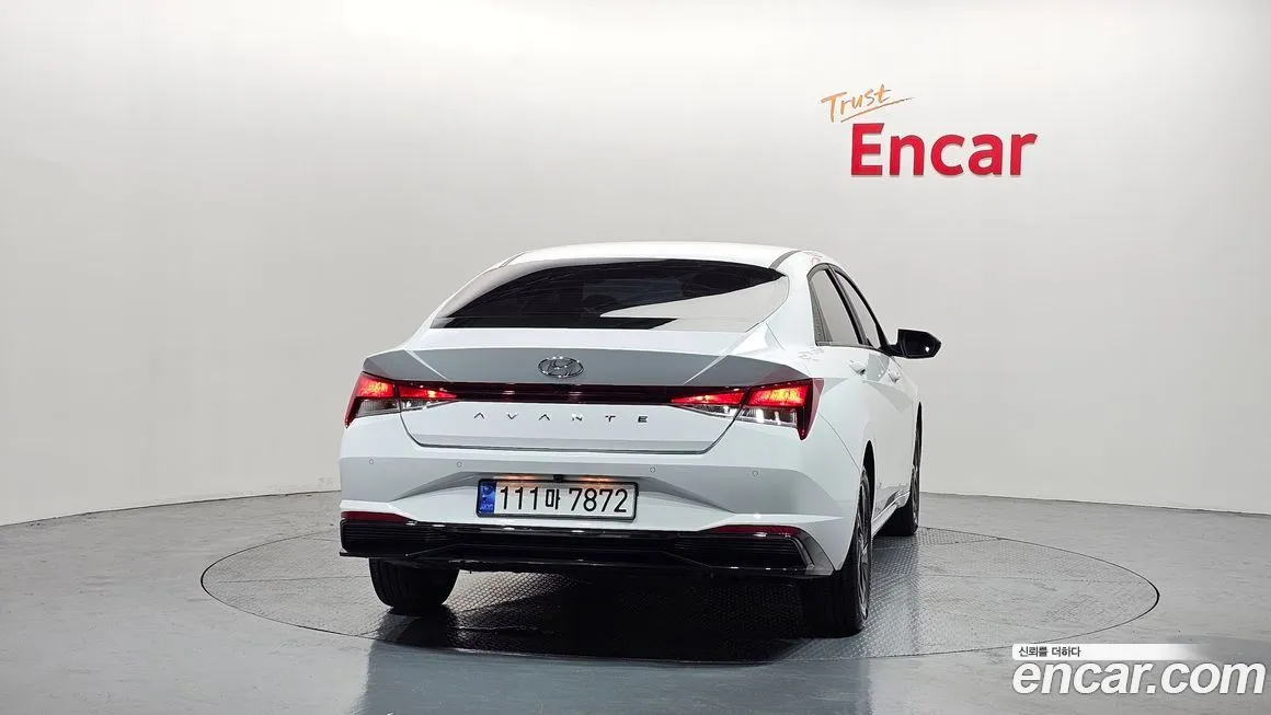 Hyundai AVANTE — фото 4