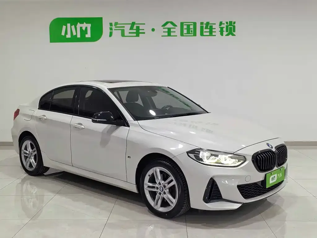 BMW 1 Series 2021 из CN, фото 3