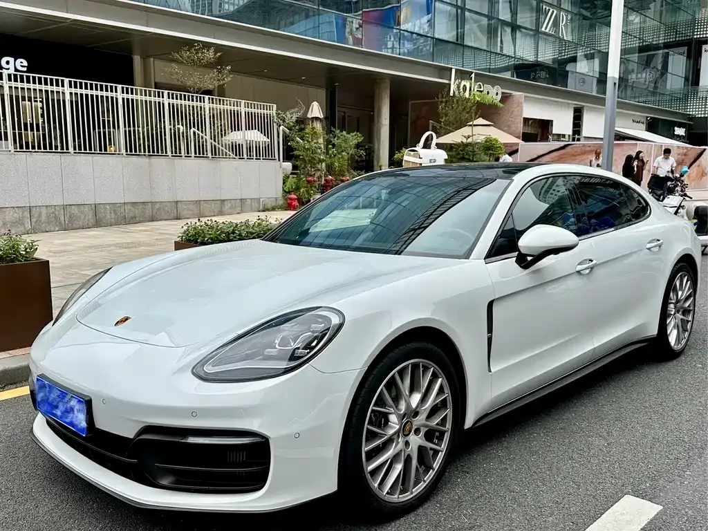 Porsche Panamera 2023 из CN, фото 1