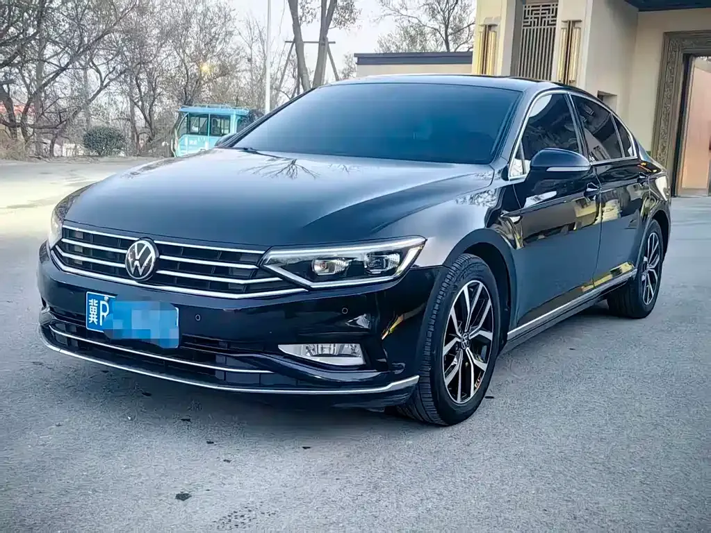 Volkswagen Magotan 2022 из CN, фото 2