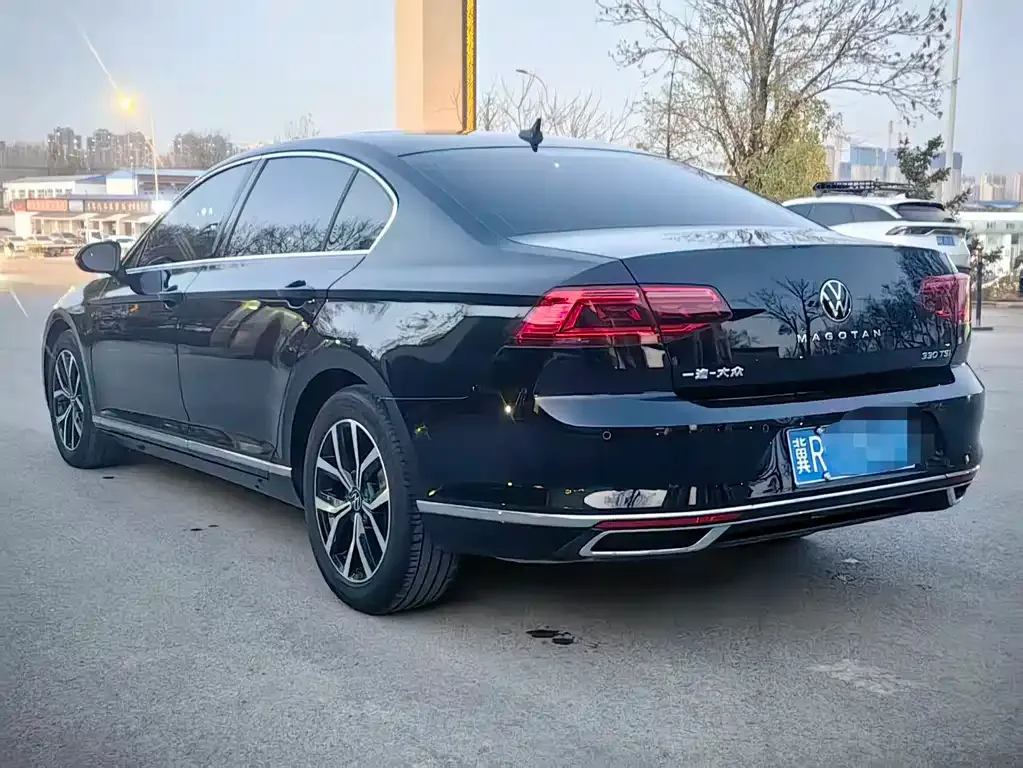 Volkswagen Magotan 2022 из CN, фото 6