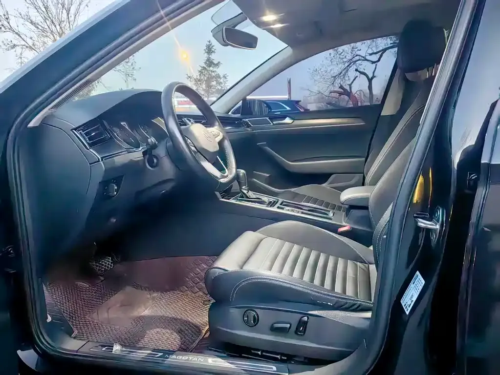 Volkswagen Magotan 2022 из CN, фото 7