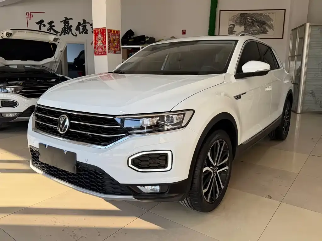 Volkswagen T-Roc 2022 из CN, фото 1