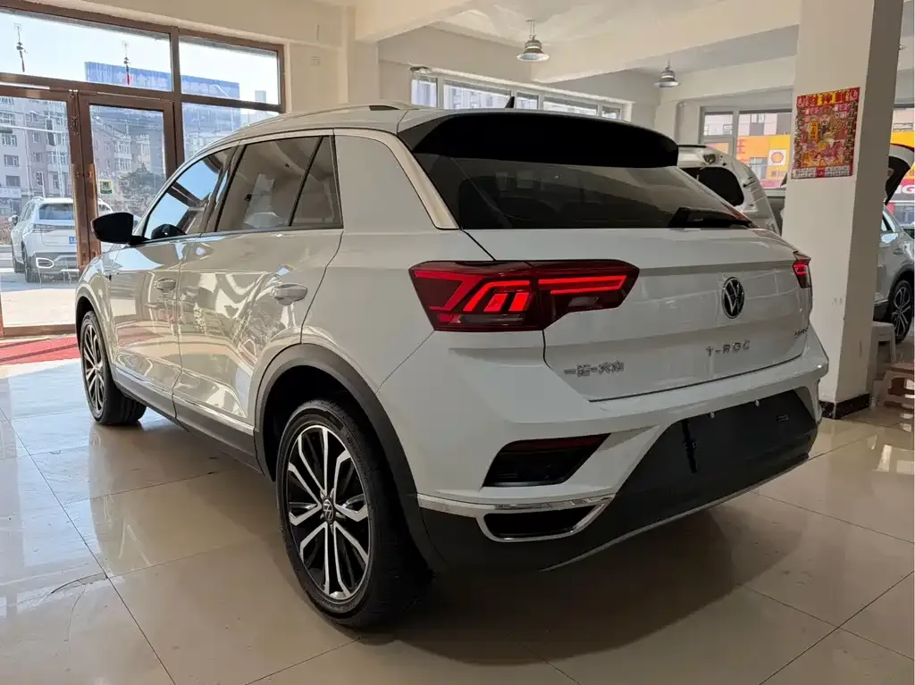 Volkswagen T-Roc 2022 из CN, фото 4