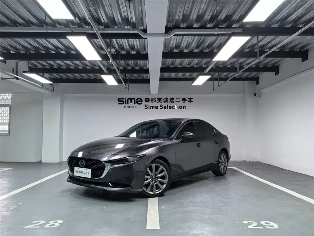 Mazda 3 Axela 2023 из CN, фото 1