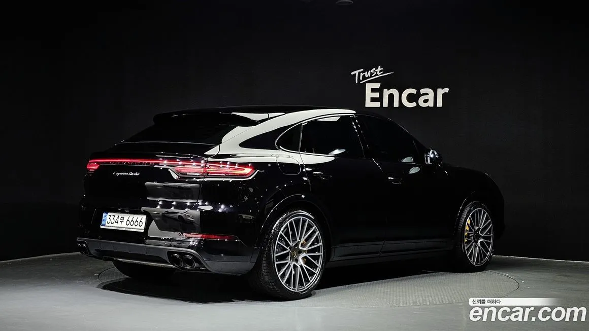 Porsche Cayenne 2021 из KR, фото 2