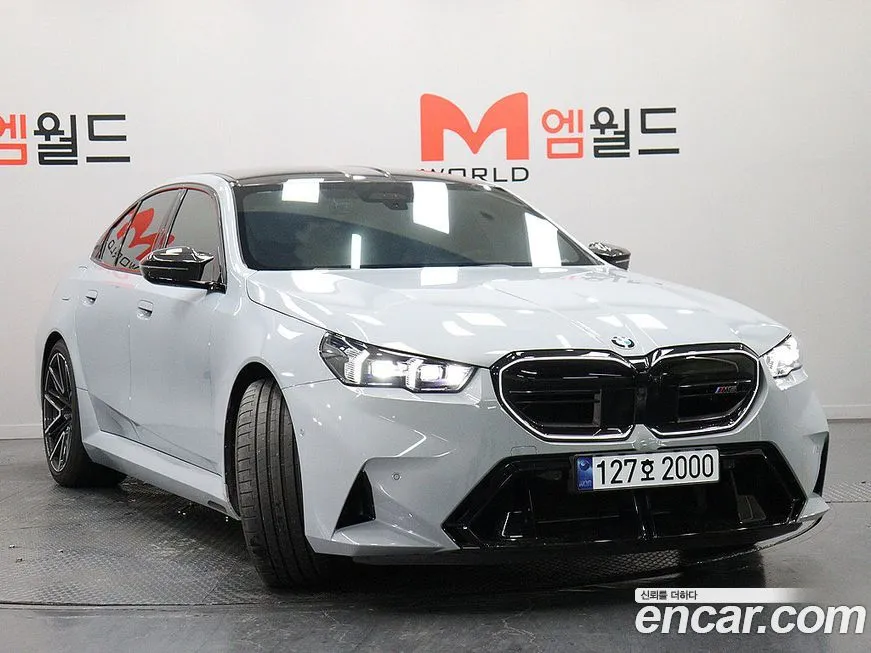 BMW M5 2025 из KR, фото 2