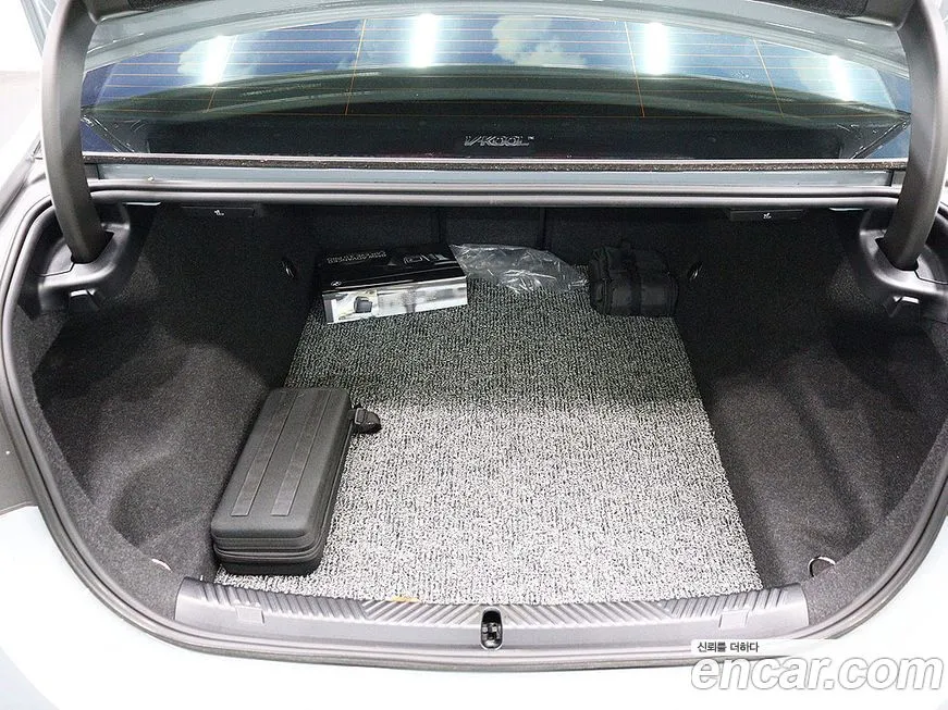 BMW M5 2025 из KR, фото 5