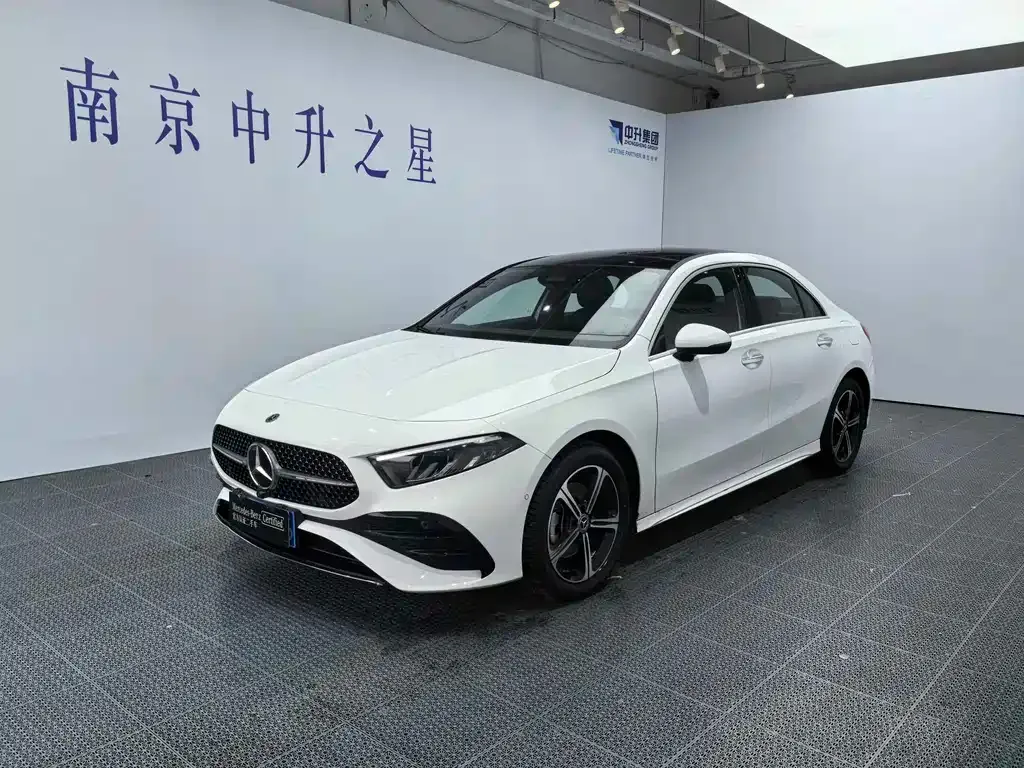 Mercedes-Benz A-Class 2024 из CN, фото 1