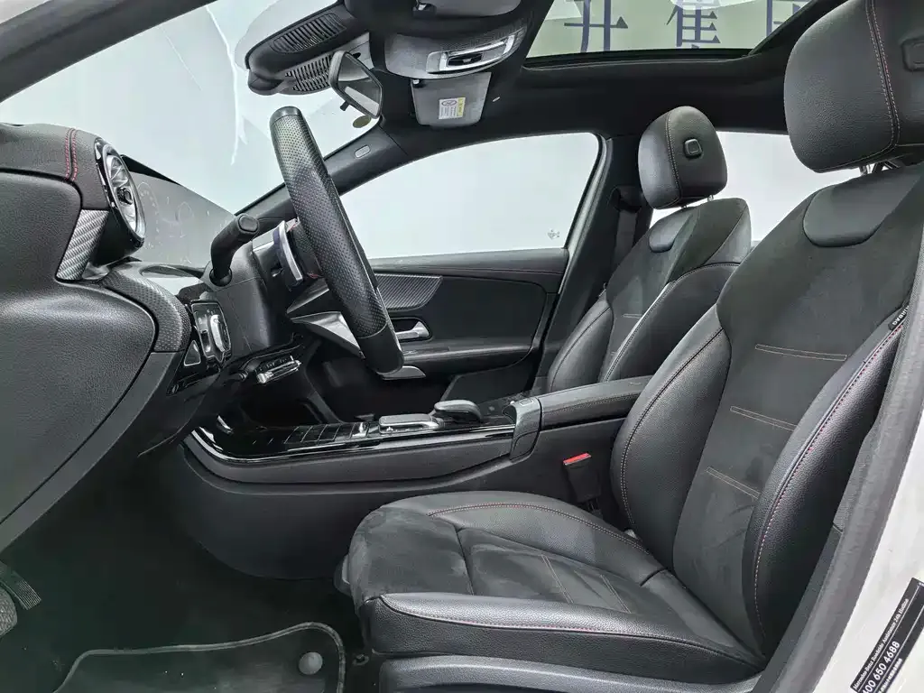 Mercedes-Benz A-Class 2024 из CN, фото 10
