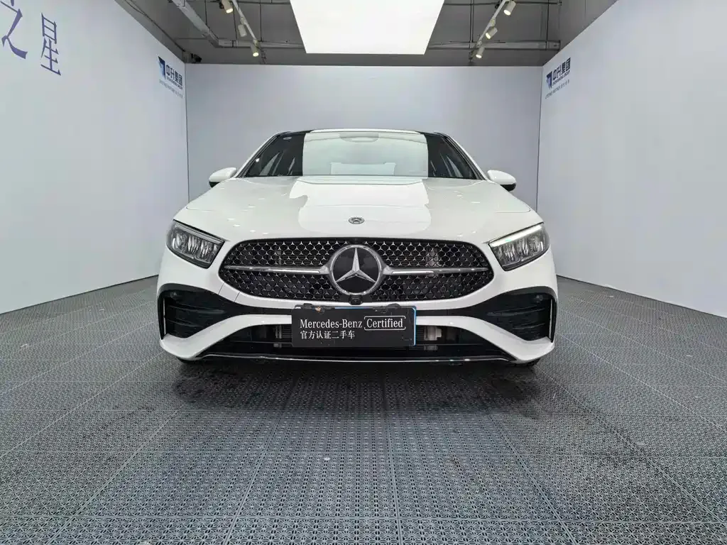 Mercedes-Benz A-Class 2024 из CN, фото 2