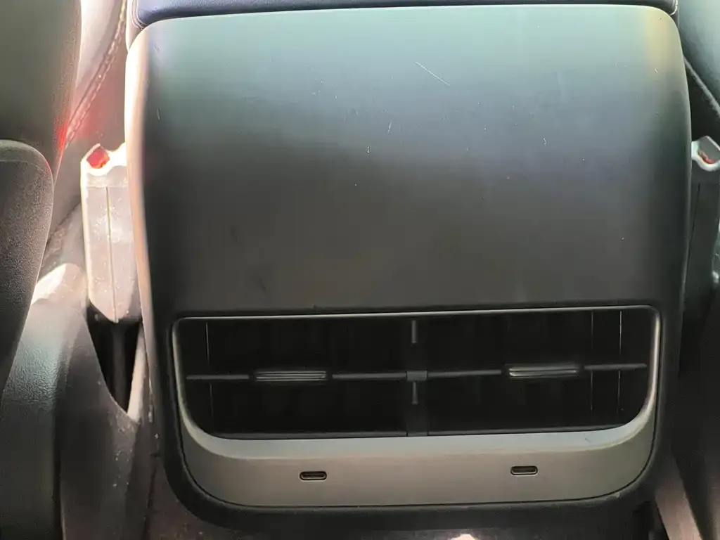 Tesla Model 3 2023 из CN, фото 10