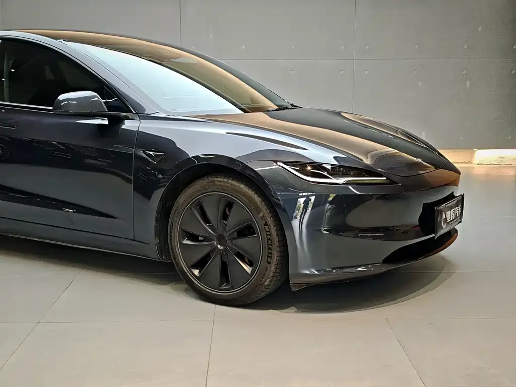 Tesla Model 3 2024 из CN, фото 3