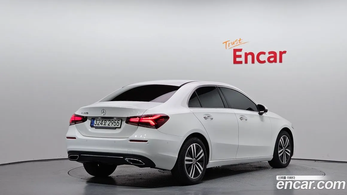 Mercedes-Benz A-Class — фото 2